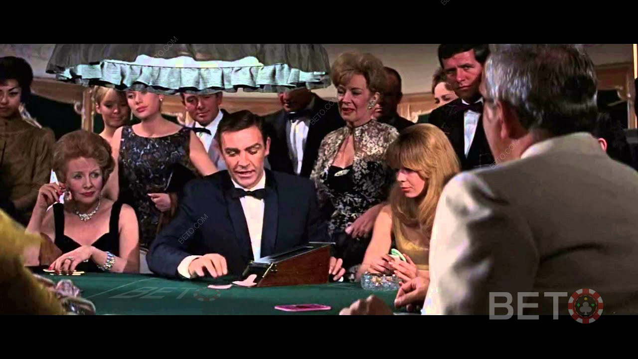 James Bond gioca a Baccarat