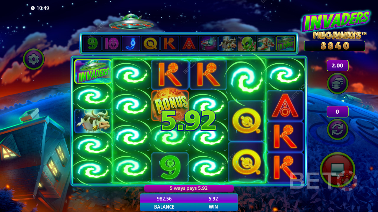 Goditi i rulli a cascata per ottenere più vincite nella slot machine Invaders Megaways