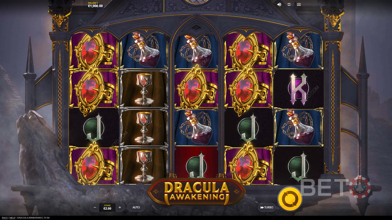 Godetevi i bellissimi simboli e il tema della slot machine Dracula Awakening