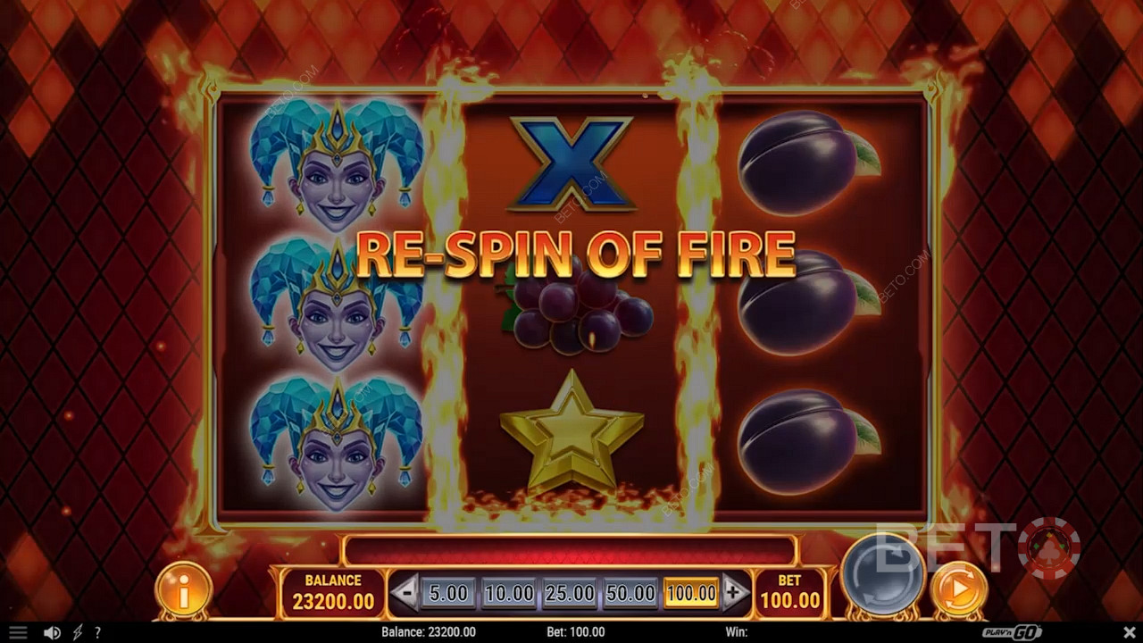 I rulli impilati rimarranno e il rullo rimanente farà il Respin nella slot Fire Joker Freeze.